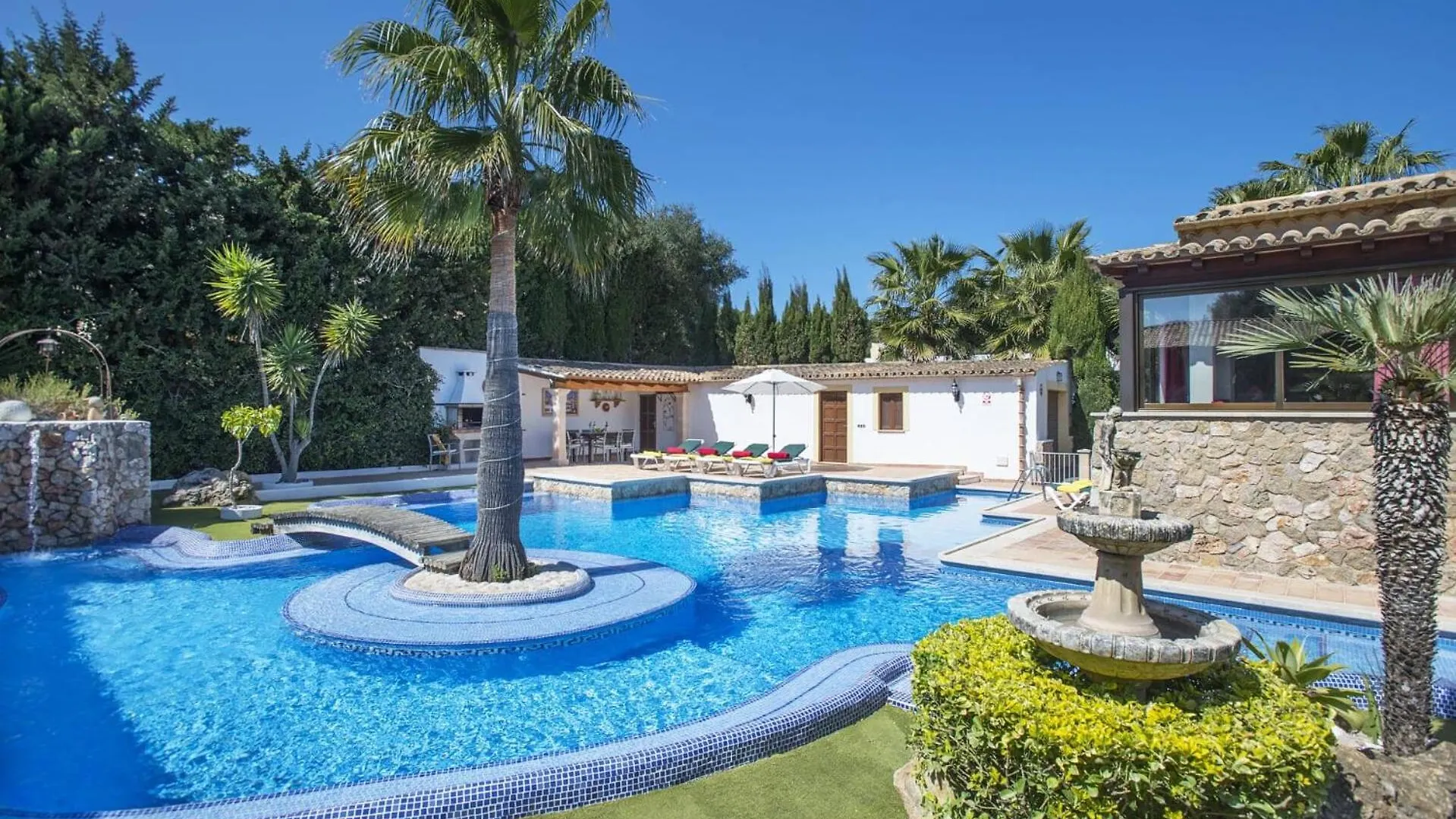 Villa Pinos By Villa Plus Port de Pollenca